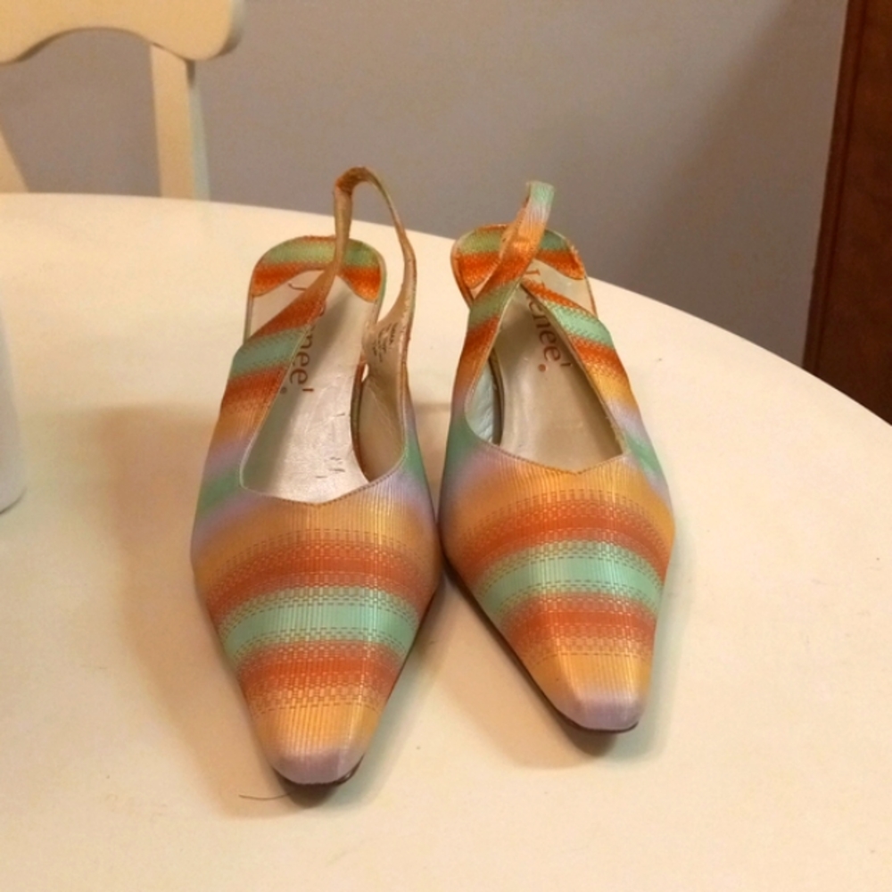 Womans Multi Shoes 7.5